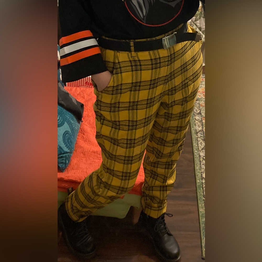 Hot Topic Yellow Plaid Pants